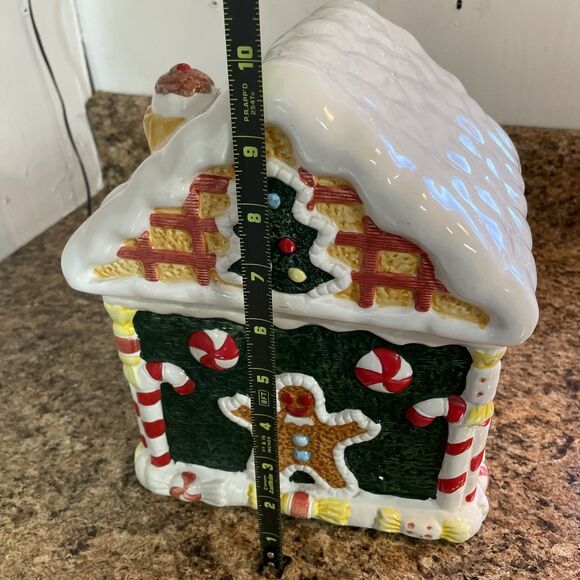 Vintage World Bazaars Gingerbread House Christmas Cookie Jar - Picture 11 of 12